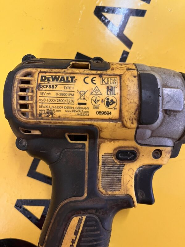 Ударный шуруповерт DeWalt DCF887 | №25 - Image 2